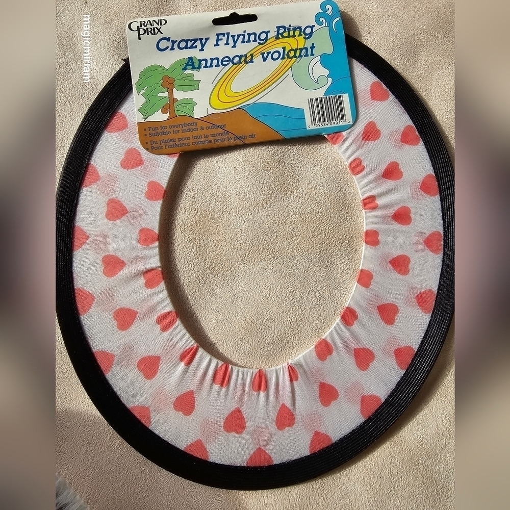 CRAZY FLYING RING FRISBEE Vintage 70's Soft  Frisbee